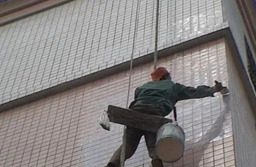 莱芜市卫生间漏水维修公司分享下莱芜市外墙防水的必要性。